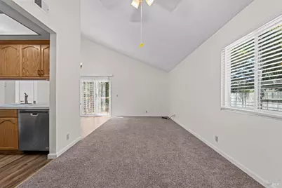 1086 Mockingbird Lane, Fairfield, CA 94533 - Photo 10