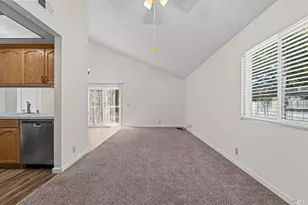 1086 Mockingbird Ln, Fairfield, CA 94533 - Photo 10