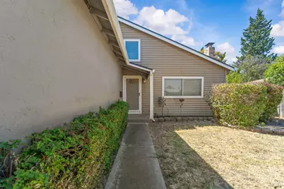 1086 Mockingbird Lane, Fairfield, CA 94533 - Photo 4