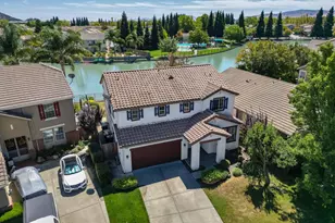 5148 Blue Ct, Fairfield, CA 94534 - Photo 2