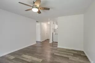 1366 Mission Dr, Sonoma, CA 95476 - Photo 14