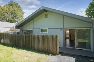 1366 Mission Dr, Sonoma, CA 95476 - Photo 24