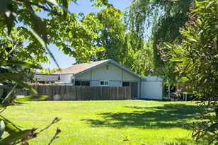 1366 Mission Dr, Sonoma, CA 95476 - Photo 32