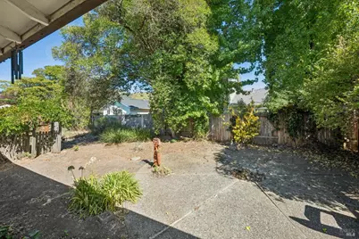 516 Oak Lake Avenue, Santa Rosa, CA 95409 - Photo 34