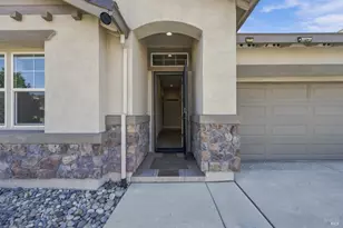 1985 Hancock Dr, Fairfield, CA 94533 - Photo 4