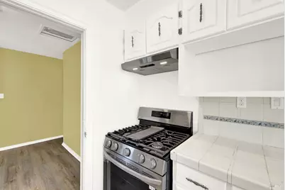 7608 Arthur Street, Oakland, CA 94605 - Photo 18