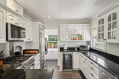 10 Broadmoor Avenue, San Anselmo, CA 94960 - Photo 18