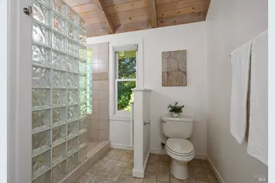 690 Palm Avenue, Penngrove, CA 94951 - Photo 36