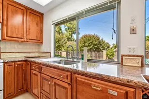 481 Crestview Dr, Vacaville, CA 95688 - Photo 16