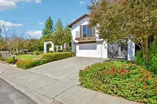 481 Crestview Dr, Vacaville, CA 95688 - Photo 2