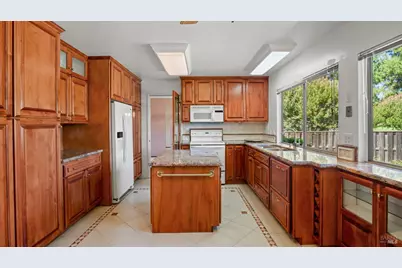 481 Crestview Drive, Vacaville, CA 95688 - Photo 8