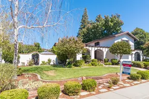 481 Crestview Dr, Vacaville, CA 95688 - Photo 1