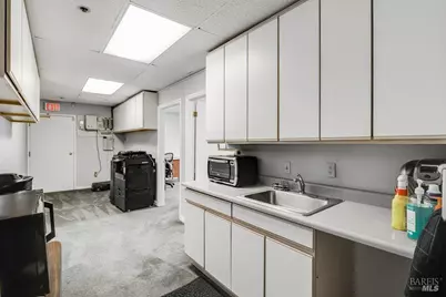 1090 Adams Street, Benicia, CA 94510 - Photo 18