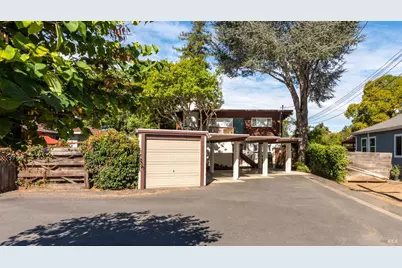 1041 3rd Street, Novato, CA 94945 - Photo 4