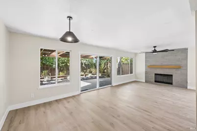 127 Dream Street, Vacaville, CA 95687 - Photo 8