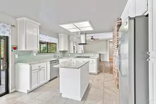 1260 Sequoia Plaza, Ukiah, CA 95482 - Photo 8