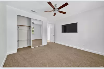 3034 W Clinton Court, Visalia, CA 93291 - Photo 28