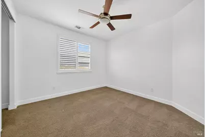 3034 W Clinton Court, Visalia, CA 93291 - Photo 38