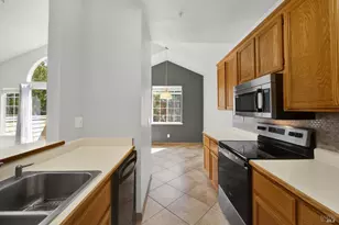 104 Manchester Dr, Fairfield, CA 94533 - Photo 36