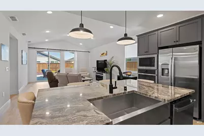 325 Fable Court, Dixon, CA 95620 - Photo 8