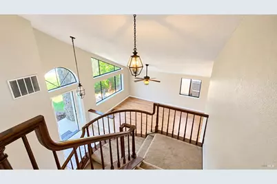 207 Loch Lomond Drive, Vacaville, CA 95687 - Photo 6
