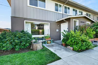 1072 Los Gamos Road #E, San Rafael, CA 94903 - Photo 1