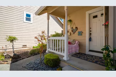 18 Bay Tree Court, Cotati, CA 94931 - Photo 2