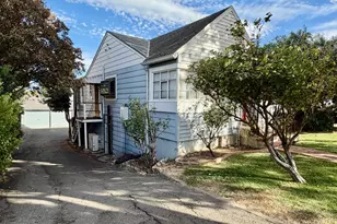 429 S 2nd St, Rio Vista, CA 94571 - Photo 2