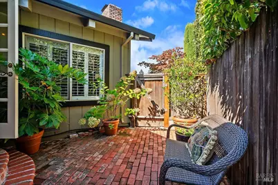 1816 Sherwood Circle, Santa Rosa, CA 95405 - Photo 12