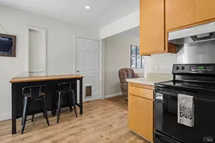 14 Bellevue Ave, Napa, CA 94558 - Photo 10