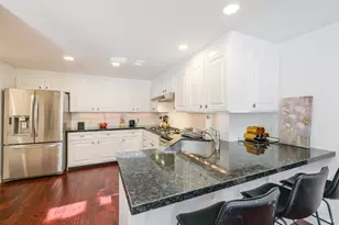 557 Biscayne Dr, San Rafael, CA 94901 - Photo 12