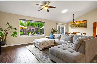 5305 San Luis Avenue, Santa Rosa, CA 95409 - Photo 6