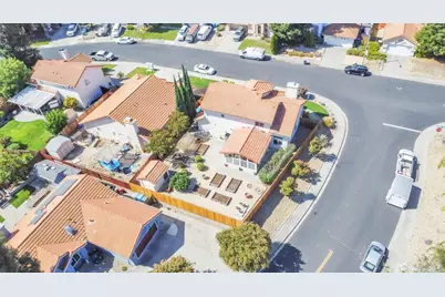 231 Sungate Court, Vacaville, CA 95688 - Photo 34