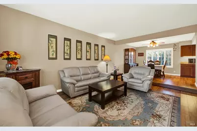 160 Clayton Circle, Vacaville, CA 95687 - Photo 6