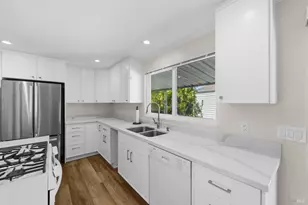 209 Barcelona Dr, Novato, CA 94949 - Photo 6