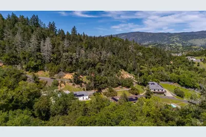 695 Cherry Creek Road, Cloverdale, CA 95425 - Photo 26