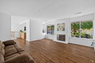 24 Aspen Meadows Cir, Santa Rosa, CA 95409 - Photo 8