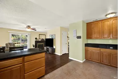 348 Adobe Drive, Vacaville, CA 95687 - Photo 18