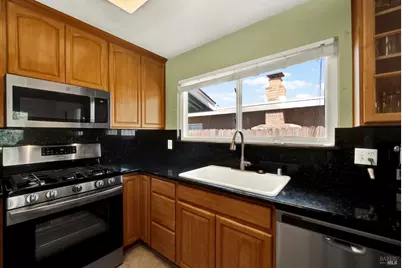 348 Adobe Drive, Vacaville, CA 95687 - Photo 16