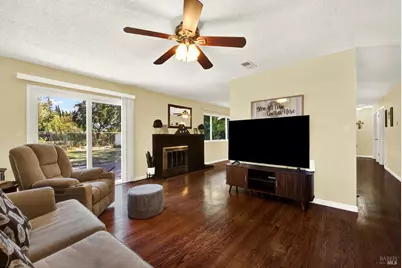 348 Adobe Drive, Vacaville, CA 95687 - Photo 10