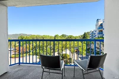100 Thorndale Drive #245, San Rafael, CA 94903 - Photo 4