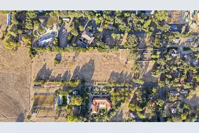 1176 Castle Road, Sonoma, CA 95476 - Photo 2