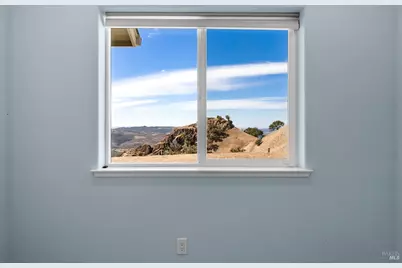 1475 Los Alamos Road, Santa Rosa, CA 95409 - Photo 18