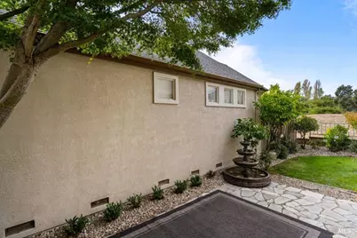 2010 Falcon Ridge Drive, Petaluma, CA 94954 - Photo 46
