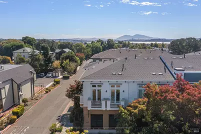 334 1st Street, Benicia, CA 94510 - Photo 2