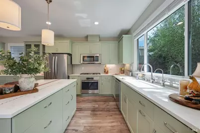 1653 Wildflower Way, Rohnert Park, CA 94928 - Photo 14