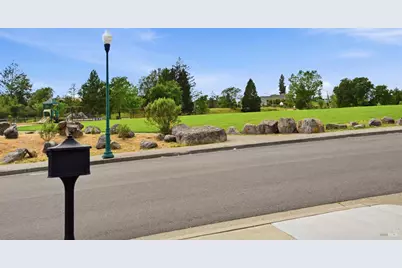 3961 Park Gardens Drive, Santa Rosa, CA 95404 - Photo 34