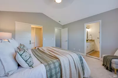 1136 Navarro Street, Santa Rosa, CA 95401 - Photo 16
