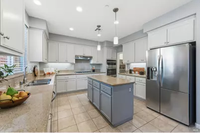 960 Capitola Drive, Napa, CA 94559 - Photo 18