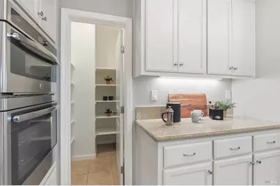 960 Capitola Drive, Napa, CA 94559 - Photo 22